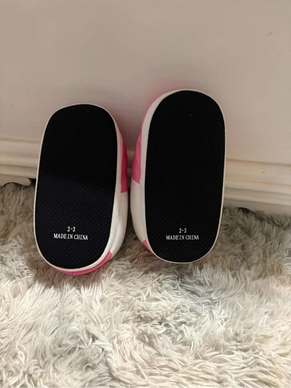 Hello Kitty Pink and White Kids Plush Lace-Up Slippers Sz 2-3